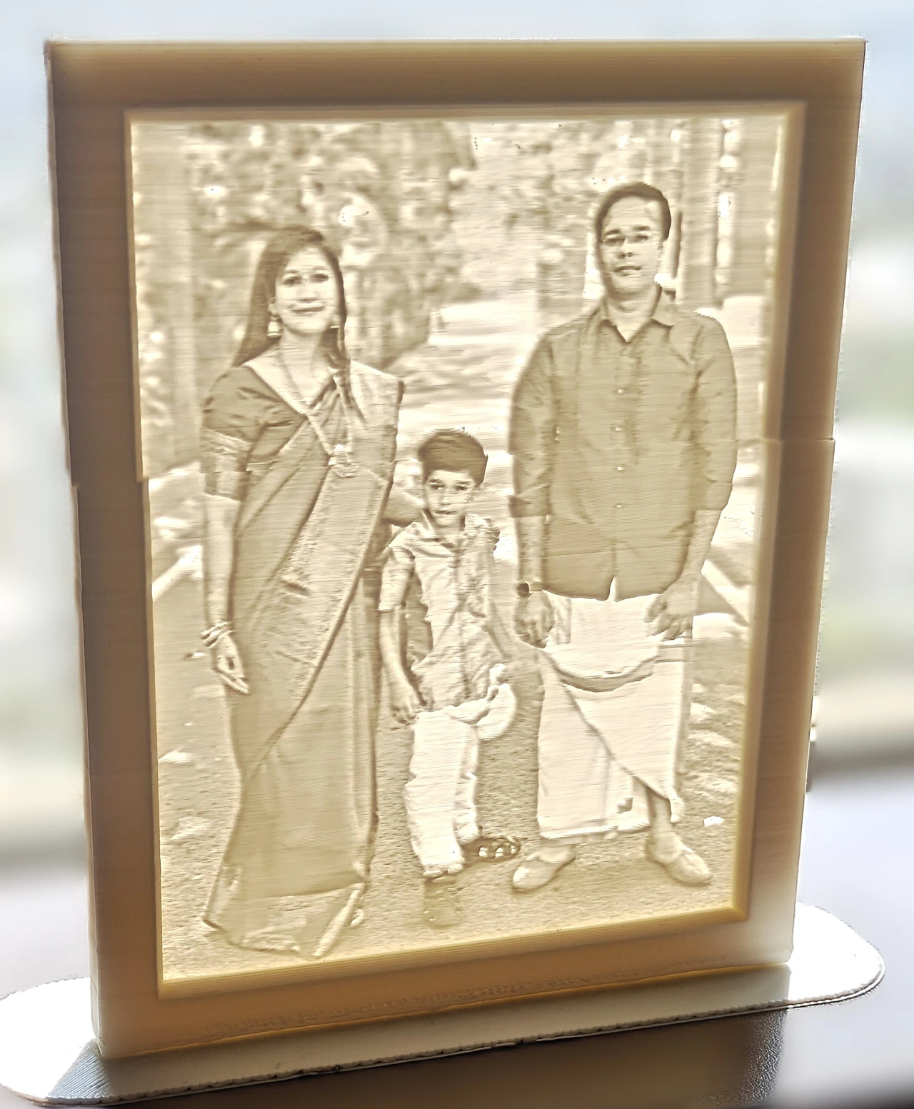 LumiFrame, supplied product sample photograph