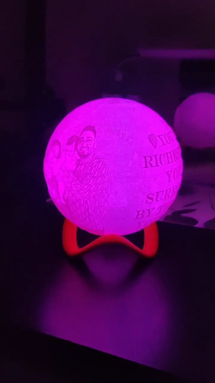Luna sample video thumbnail